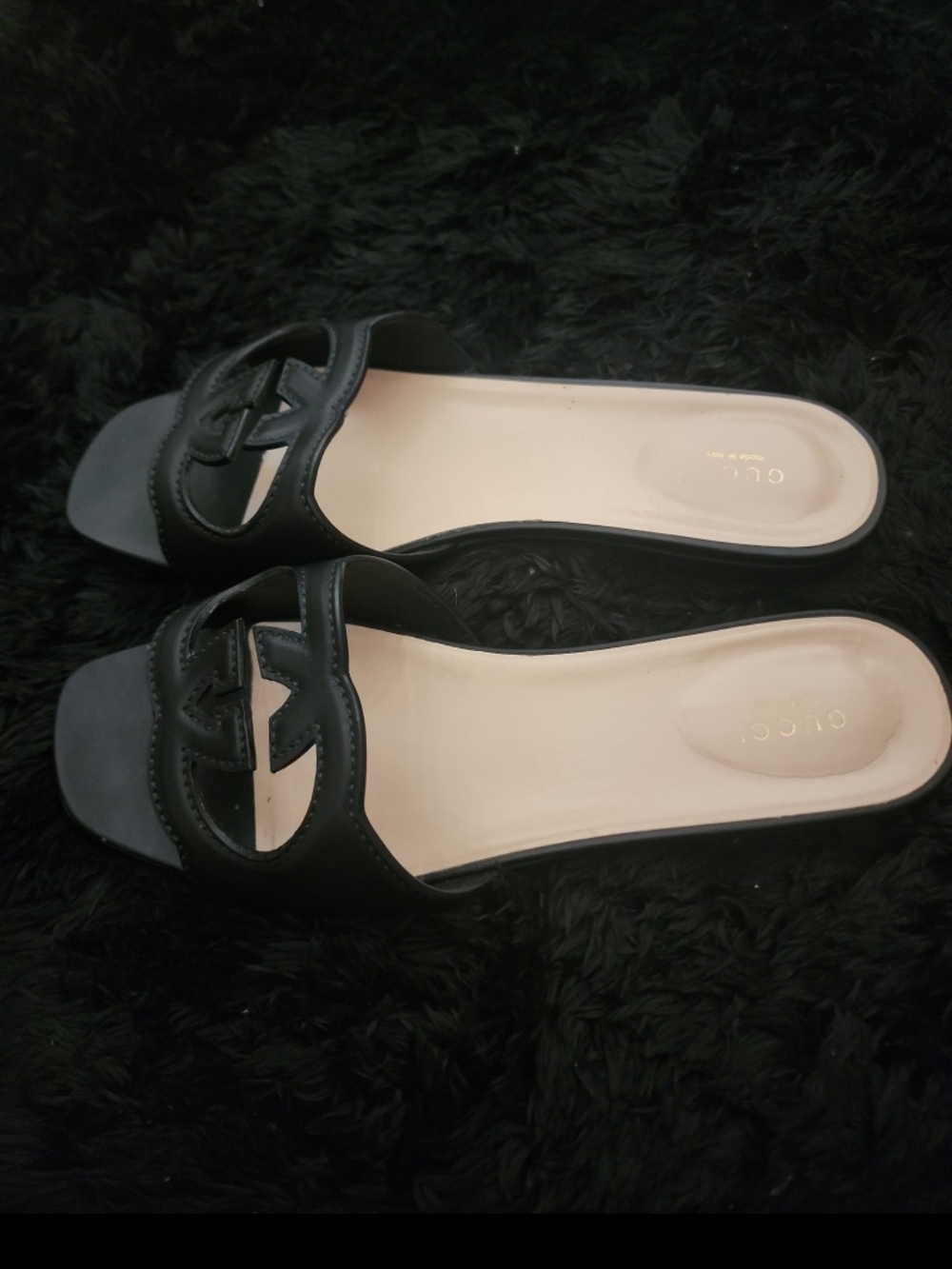 Authentic Gucci Sandals - Slide Style - Picture 3 of 8
